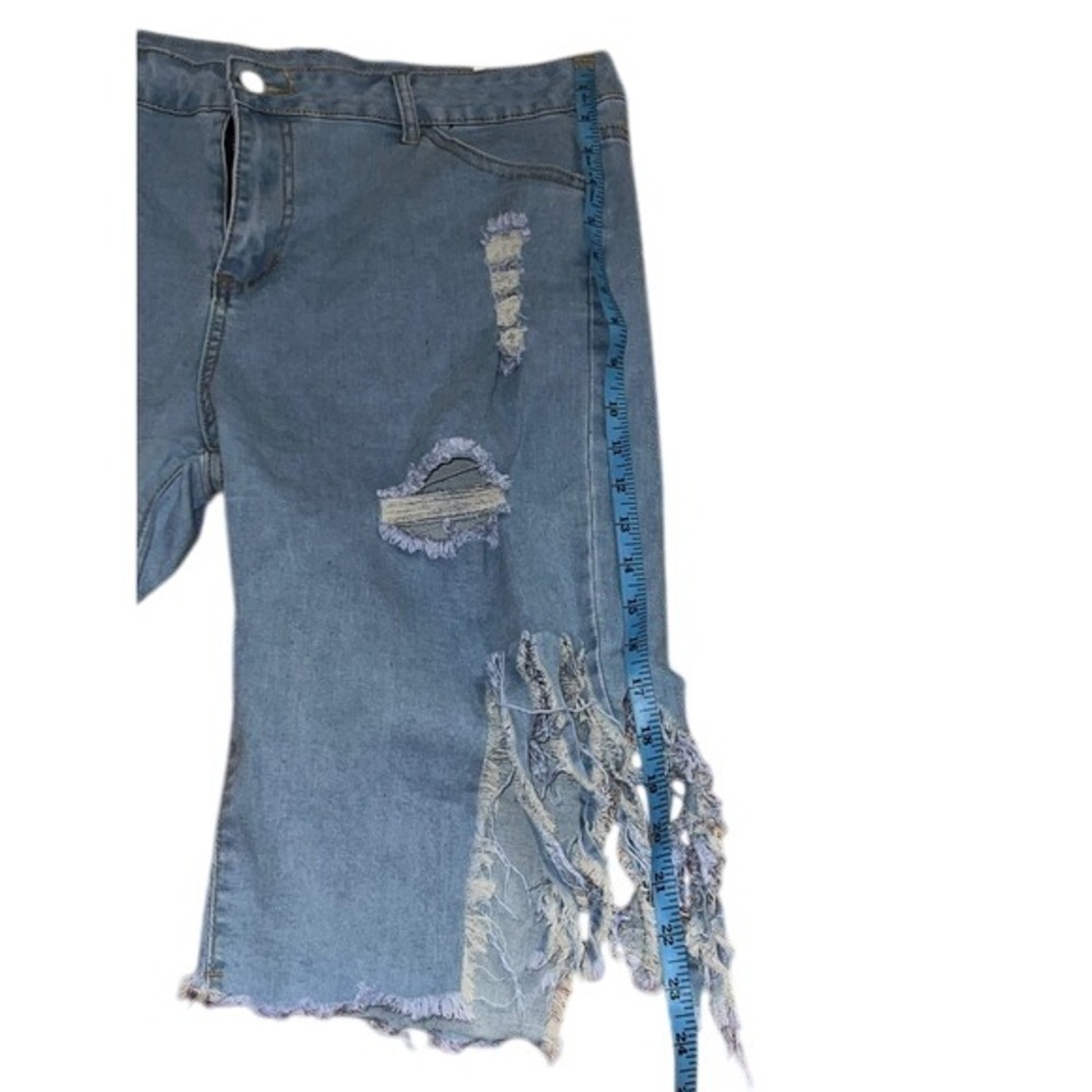 Womens Denim Bermuda Shorts XXL Distressed Ripped Frayed Hem Plus Size - Picture 6 of 8
